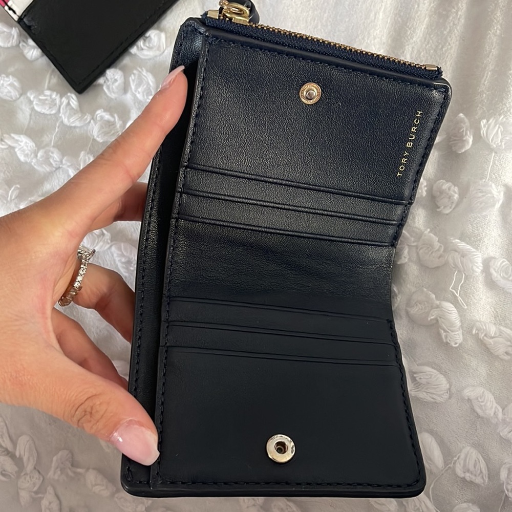 Tory Burch wallet - Picture 2 of 4